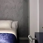 招待所 阿威罗伊旅馆 2*